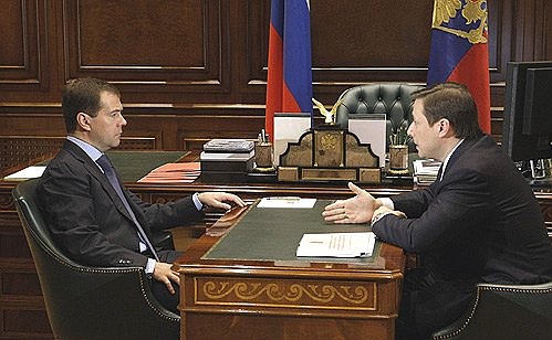 С губернатором Красноярского края Александром Хлопониным.