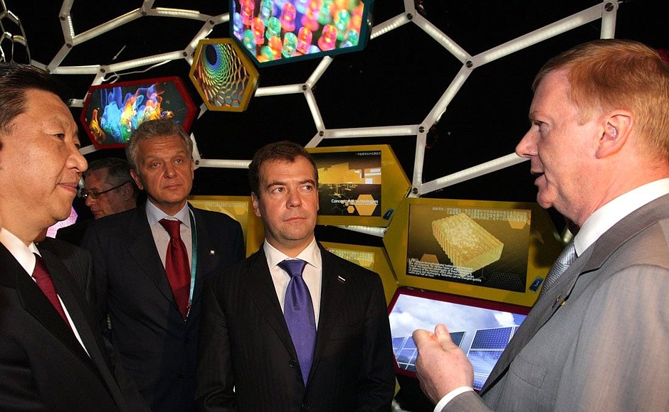 Visit to the Russian Pavilion at the 2010 World Expo. From left: Vice President of China Xi Jinping, Industry and Trade Minister Viktor Khristenko and CEO of the Russian Corporation of Nanotechnologies (RUSNANO) Anatoly Chubais.