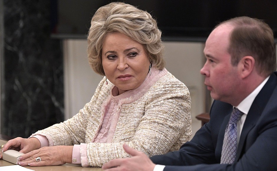 Federation Council Speaker Valentina Matviyenko and Chief of Staff of the Presidential Executive Office Anton Vaino at a meeting with permanent members of the Security Council.