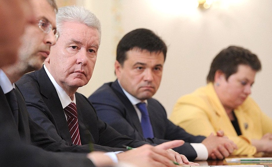 Meeting with elected Russian regional leaders. Left to right: elected Governor of Chukotka Autonomous Area Roman Kopin, elected Mayor of Moscow Sergei Sobyanin, elected Governor of Moscow Region Andrei Vorobyov, and elected Governor of Vladimir Region Svetlana Orlova.