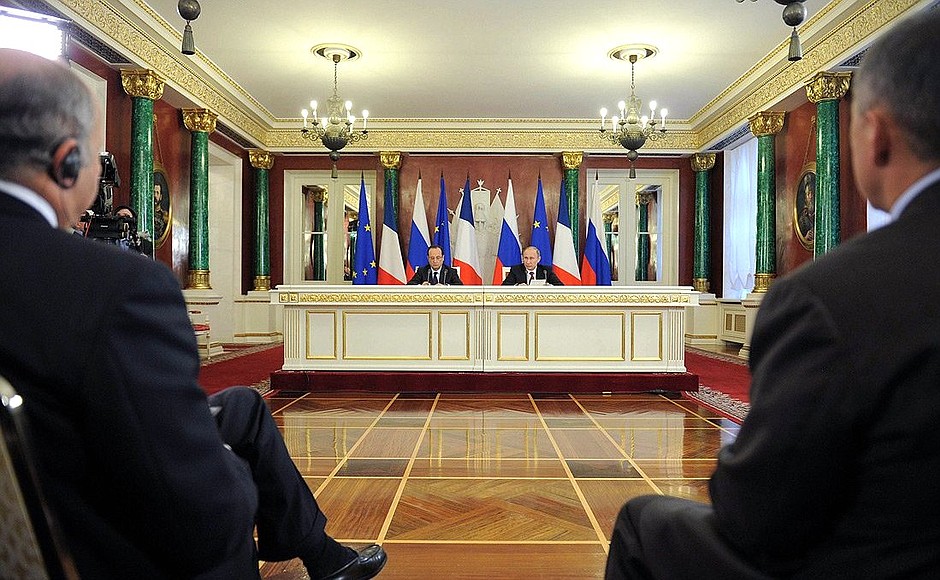 Пресс-конференция по итогам российско-французских переговоров.