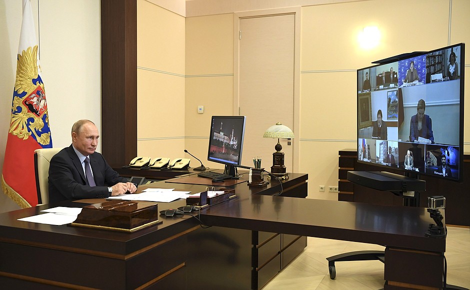 Meeting with cultural figures (via videoconference).