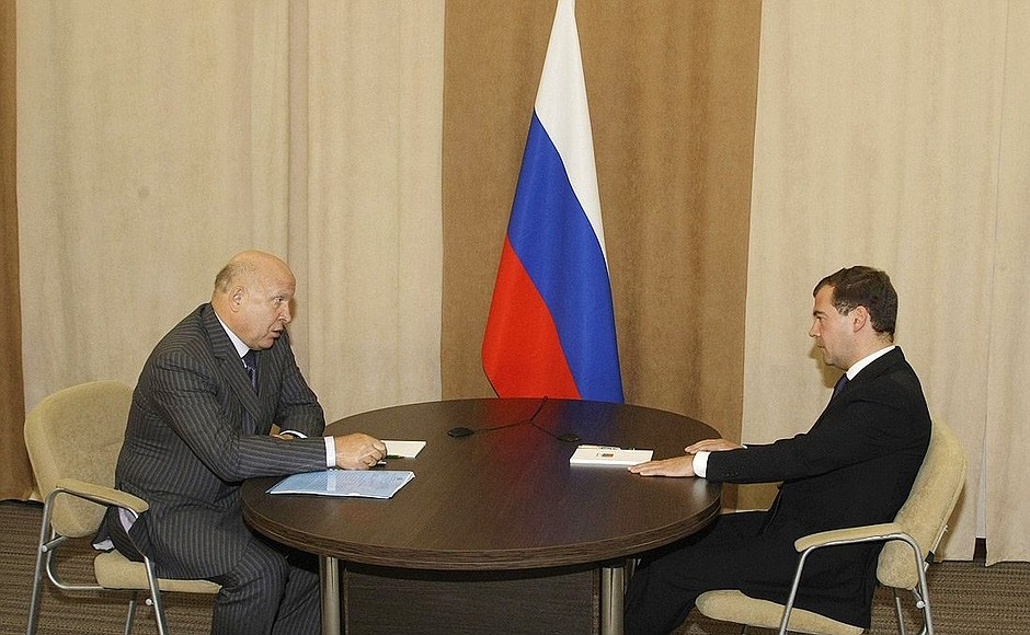 С губернатором Нижегородской области Валерием Шанцевым.