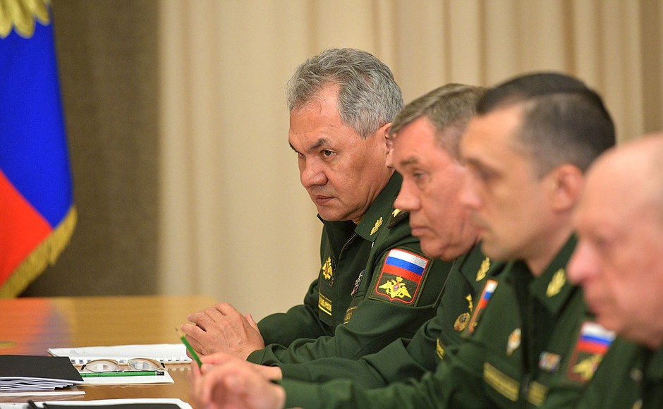 At a meeting with senior Defence Ministry officials and defence industry CEOs. From left: Defence Minister Sergei Shoigu, Chief of the General Staff of Russia’s Armed Forces and First Deputy Defence Minister Valery Gerasimov, Deputy Defence Minister Alexei Krivoruchko and Commander-in-Chief of the Ground Forces Oleg Salyukov.