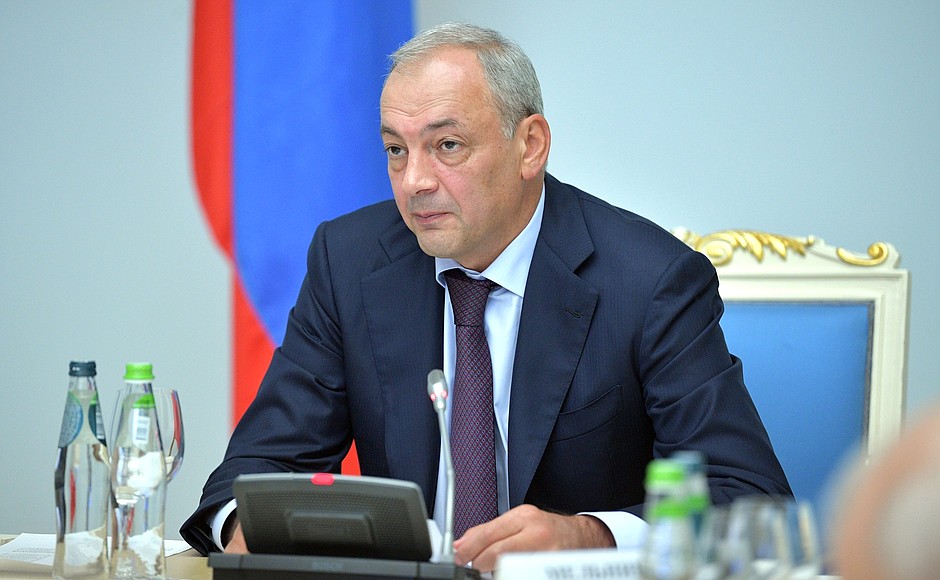 Магомедсалам Магомедов провёл заседание президиума Совета по межнациональным отношениям.