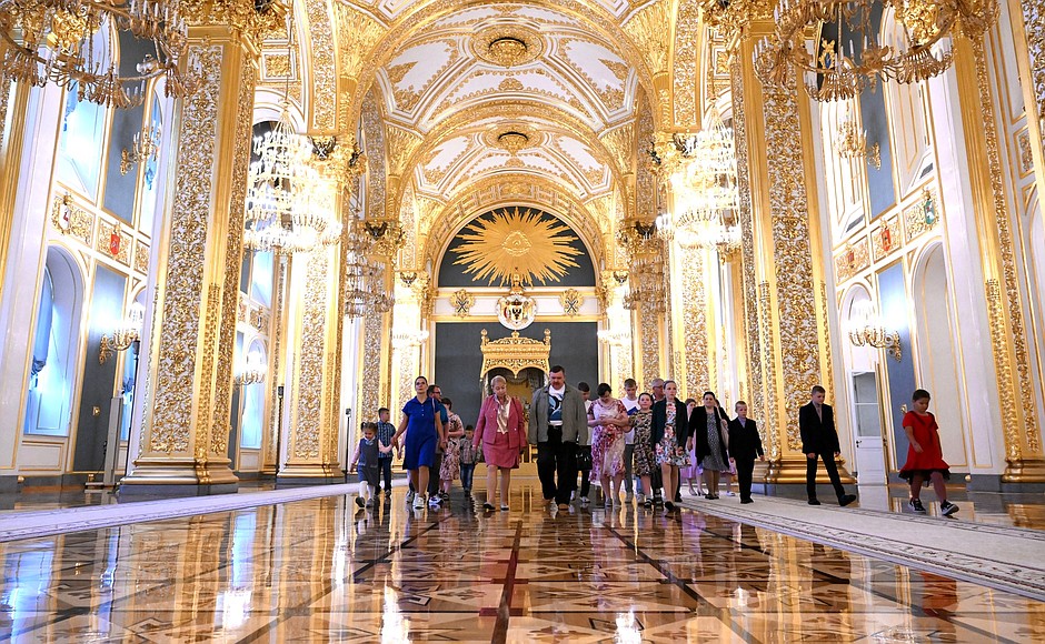 The meeting participants had a tour in the Moscow Kremlin.