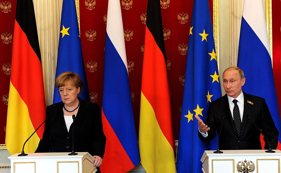 Пресс-конференция по итогам российско-германских переговоров. С Федеральным канцлером Германии Ангелой Меркель.