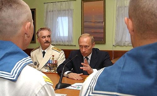 President Putin meeting with the personnel of the missile cruiser Moskva. On the President\'s left is Vladimir Masorin, the Commander of the Black Sea Fleet.