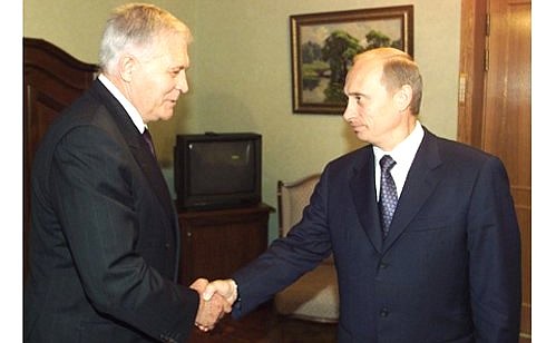 С Президентом Карачаево-Черкесии Владимиром Семеновым.