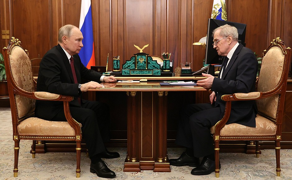 С Председателем Конституционного Суда Валерием Зорькиным.