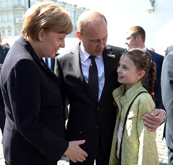 Walking in the Alexander Garden. With Federal Chancellor of Germany Angela Merkel.