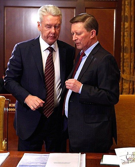 Mayor of Moscow Sergei Sobyanin and Chief of Staff of the Presidential Executive Office Sergei Ivanov before the meeting on establishing a parliamentary centre.