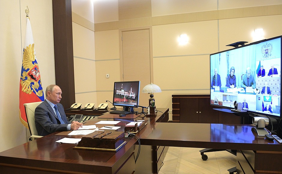 Meeting on the sanitary and epidemiological situation in the Russian Federation in video conference format.