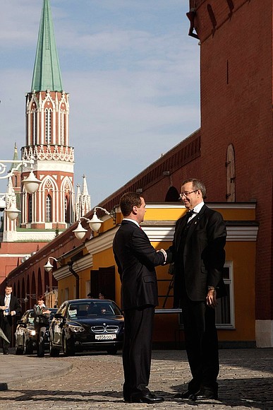 С Президентом Эстонии Тоомасом Хендриком Ильвесом.