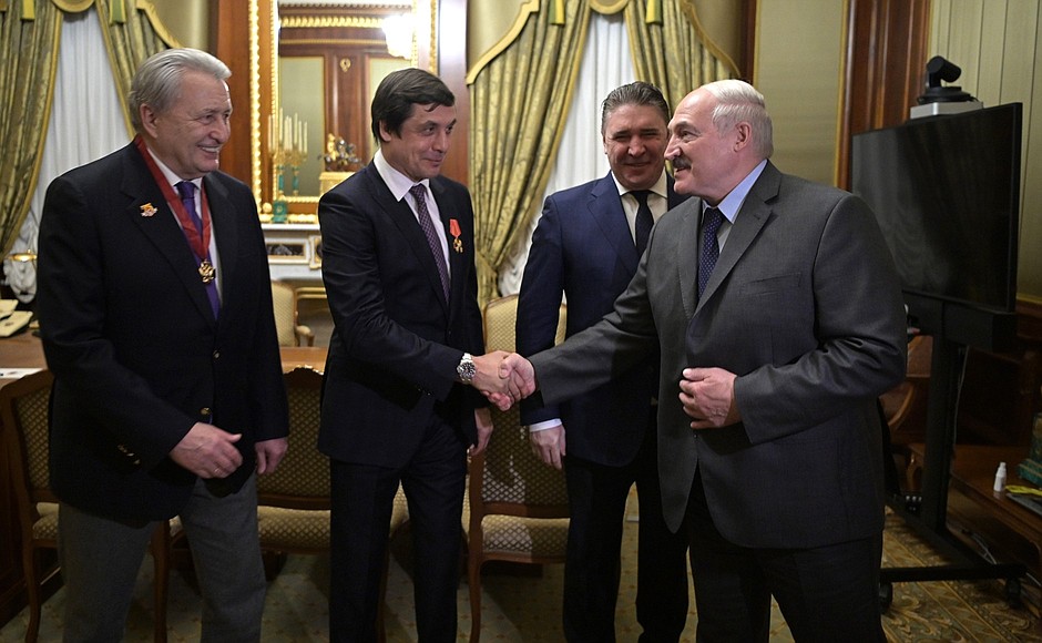 From left: Alexander Yakushev, Valery Kamensky and Alexei Kasatonov with President of Belarus Alexander Lukashenko.