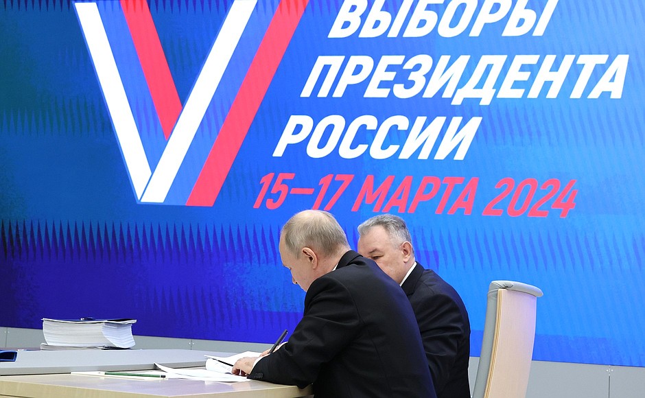 «Единая Россия» единогласно поддержала выдвижение Владимира Путина на выборах в марте года
