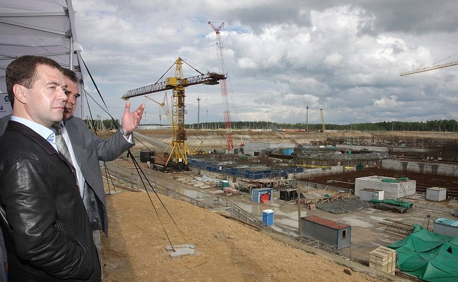 На стройплощадке второй очереди Ленинградской атомной электростанции.