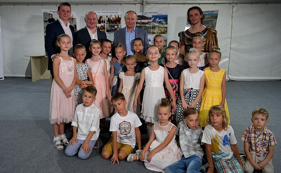 With future students of the Sevastopol Academy of Choreography.