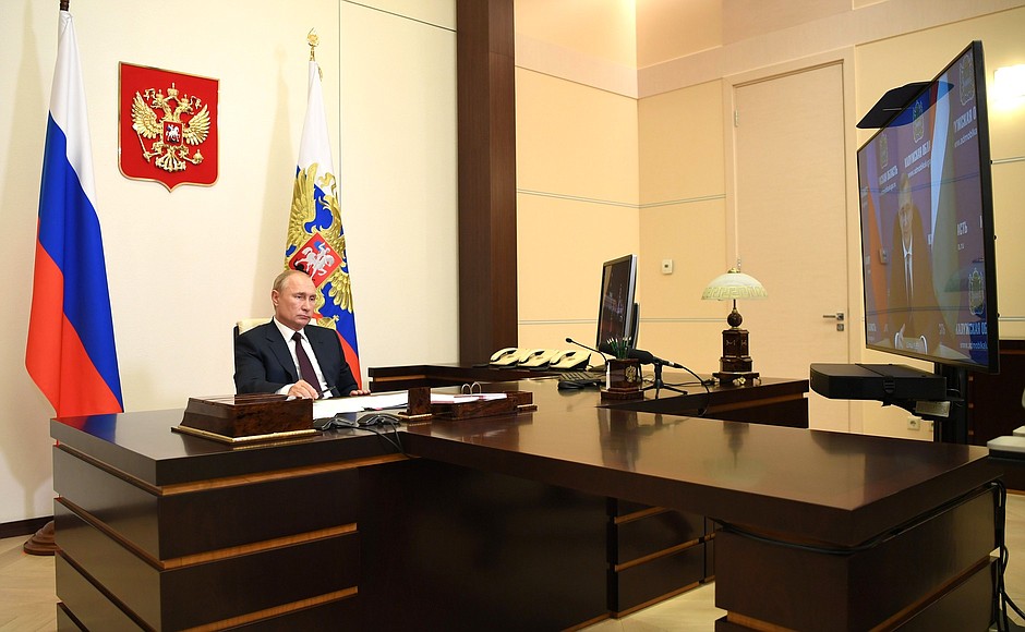 Рабочая встреча с временно исполняющим обязанности губернатора Калужской области Владиславом Шапшой (в режиме видеоконференции).