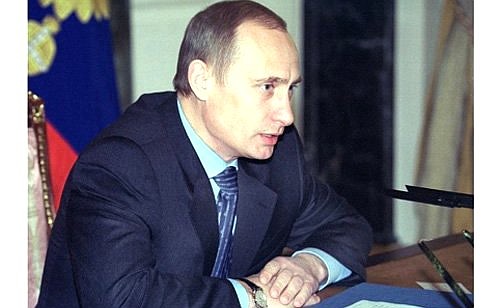 President Putin at a meeting on personnel issues.