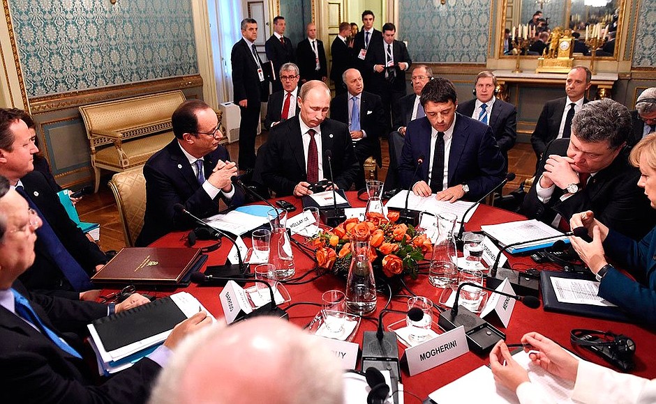 Working breakfast hosted by Italian Prime Minister Matteo Renzi.