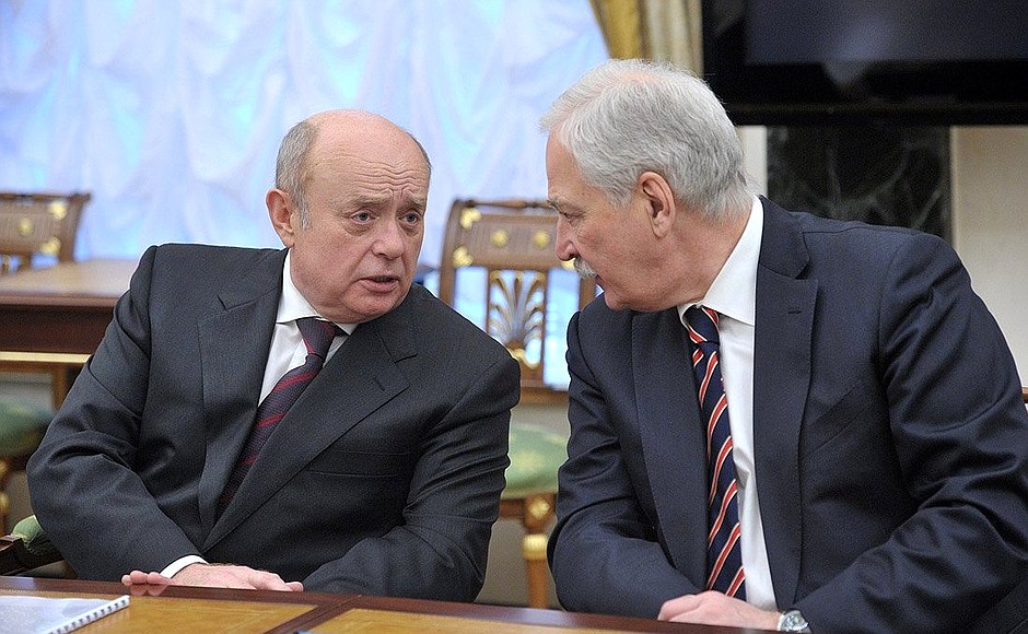 Before the meeting with Security Council members. Director of the Foreign Intelligence Service Mikhail Fradkov (left) and permanent member of the Security Council Boris Gryzlov.