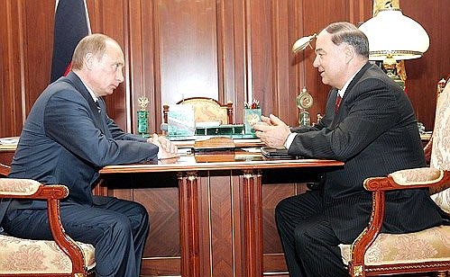 Рабочая встреча с Президентом Республики Адыгея Хазретом Совменом.