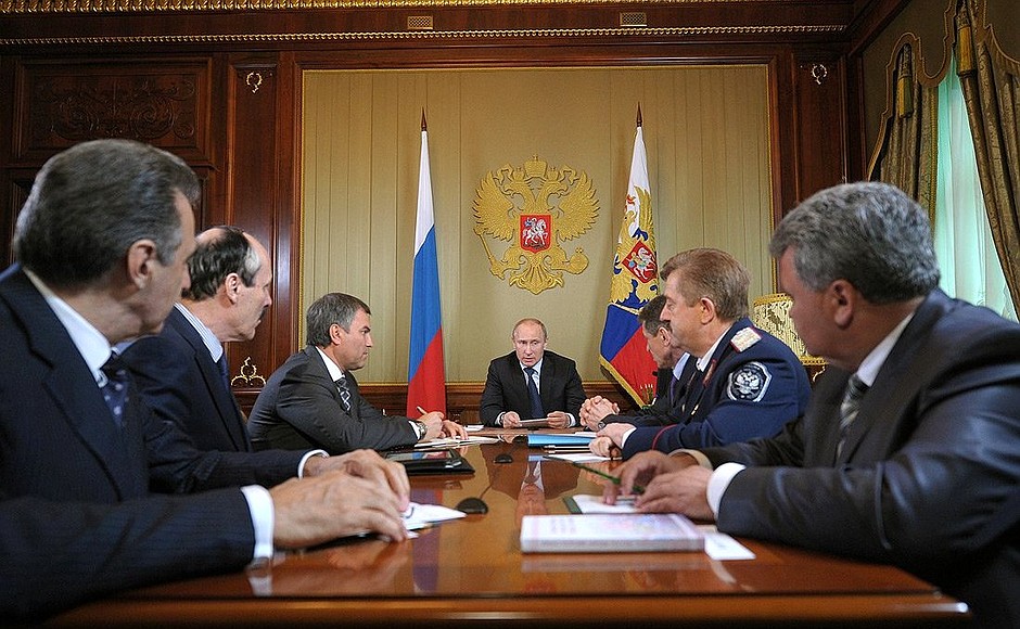 Meeting with members of the Council for Interethnic Relations.