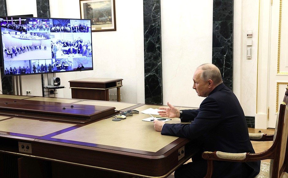 Launch of the Year of Teachers and Mentors in Russia. During a meeting with participants in the Mentor School pilot educational programme (via videoconference).
