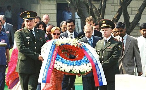 Wreath-laying ceremony at the site of Mahatma Gandhi\'s cremation.