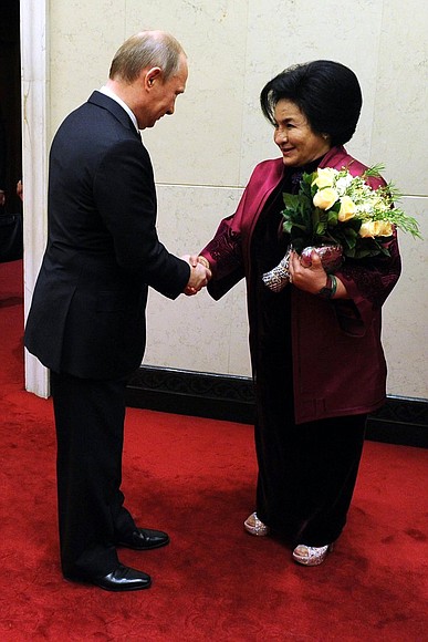 С супругой Премьер-министра Малайзии.