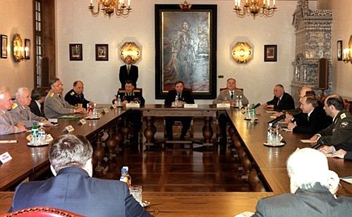 Встреча с ветеранами, военачальниками и руководителями общероссийских ветеранских организаций.
