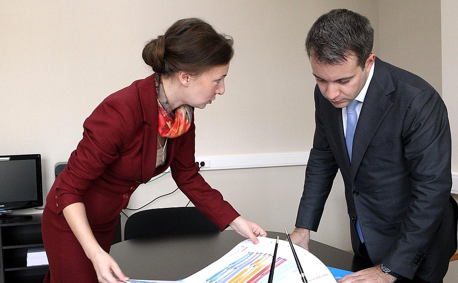 Presidential Commissioner for Children's Rights Anna Kuznetsova met with Minister of Communications and Mass Media Nikolai Nikiforov.