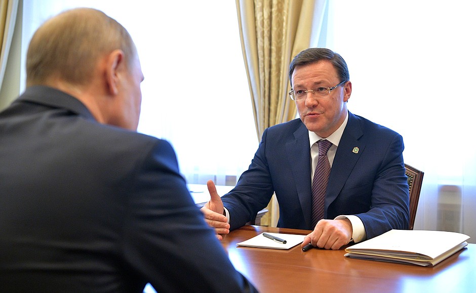 With Acting Governor of Samara Region Dmitry Azarov.