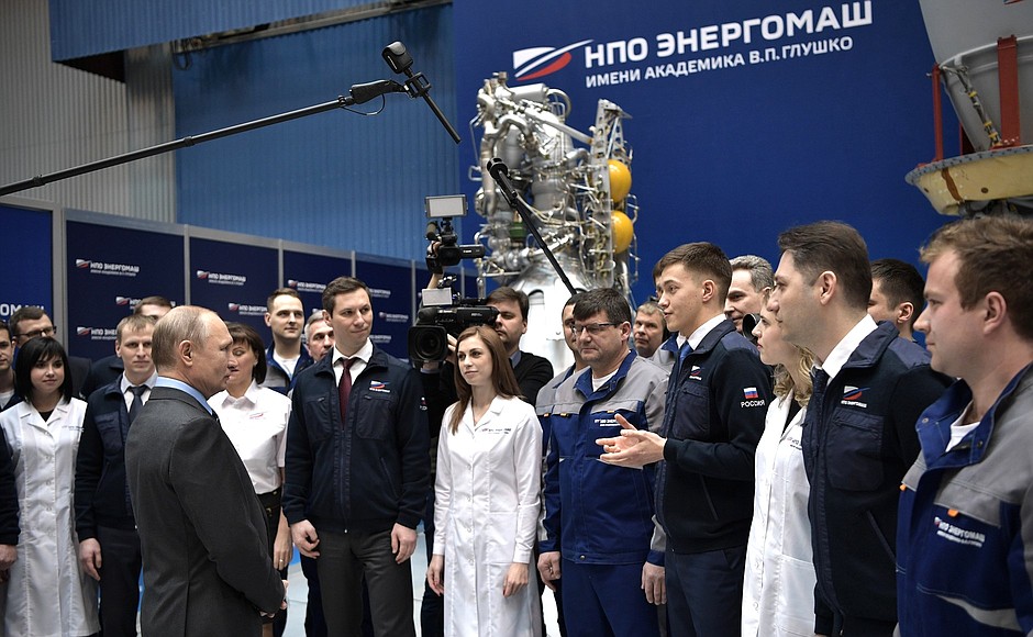 В ходе посещения научно-производственного объединения «Энергомаш». Владимир Путин ответил на вопросы работников предприятия.