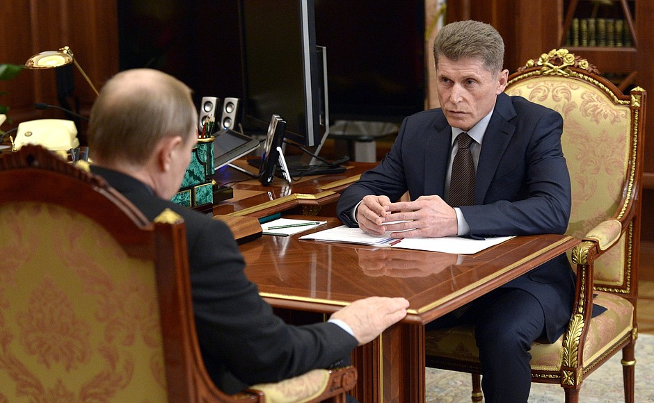 With Governor of Sakhalin Region Oleg Kozhemyako.