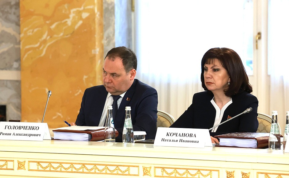 At a meeting of the Supreme State Council of the Union State. Prime Minister of Belarus Roman Golovchenko and Chair of the Council of the Republic of the National Assembly of Belarus Natalya Kochanova.
