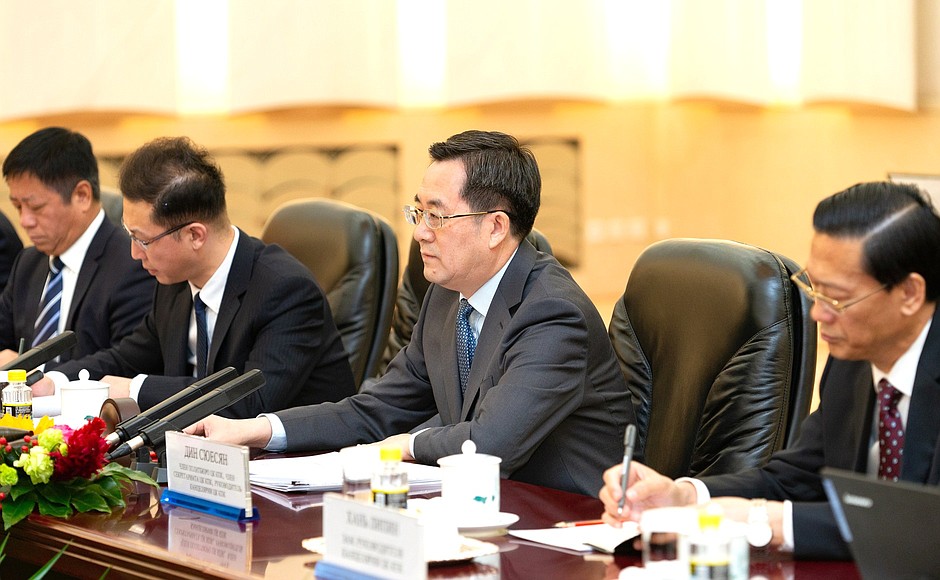 Руководитель Канцелярии Центрального комитета Коммунистической партии Китая Дин Сюэсян.