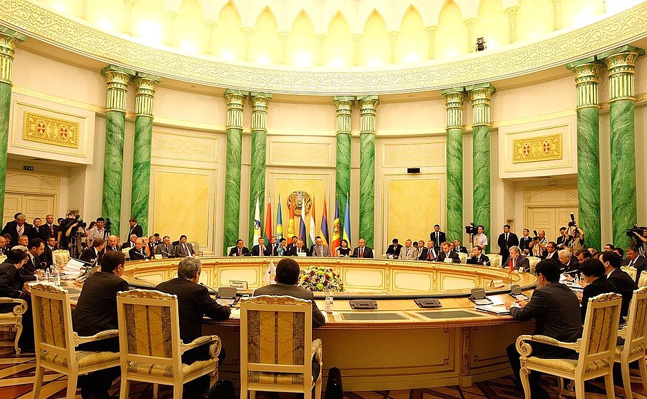 Заседание Межгосударственного совета Евразийского экономического сообщества и Высшего органа Таможенного союза в расширенном составе.