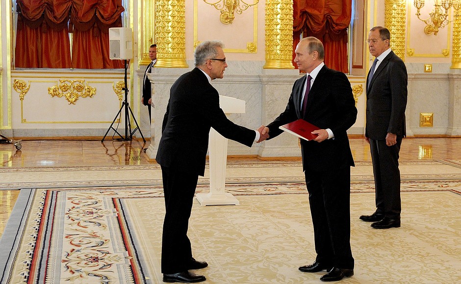 Presentation by foreign ambassadors of their letters of credence. Ambassador of Poland Wlodzimierz Marciniak presents his letter of credence to the President.