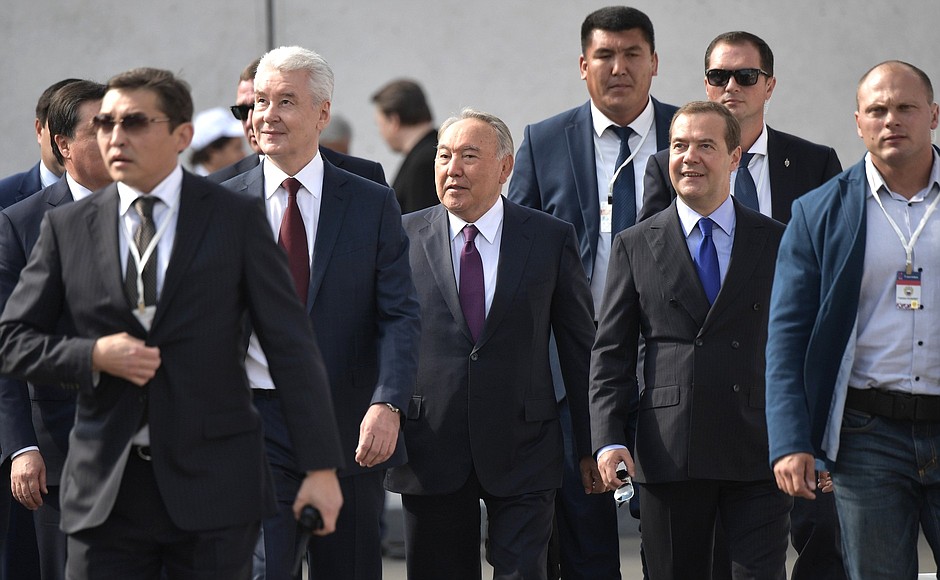 Moscow Mayor Sergei Sobyanin, first President of the Republic of Kazakhstan Nursultan Nazarbayev and Prime Minister Dmitry Medvedev attend Moscow City Day celebrations at VDNKh.