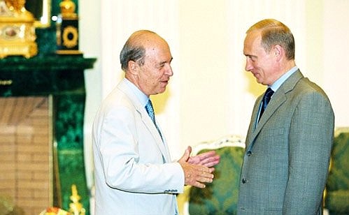 President Putin with Greek Prime Minister Konstantinos Simitis.