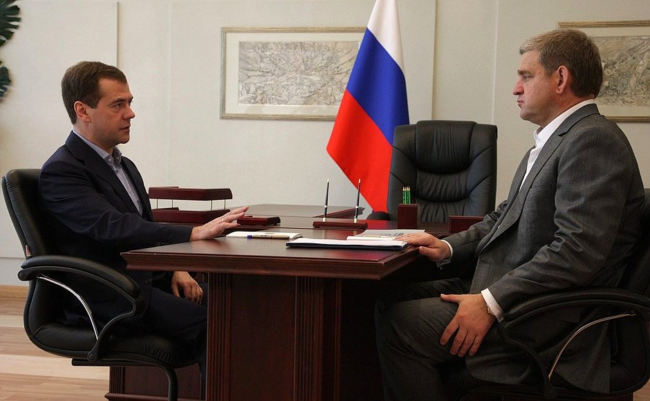 С губернатором Приморского края Сергеем Дарькиным.