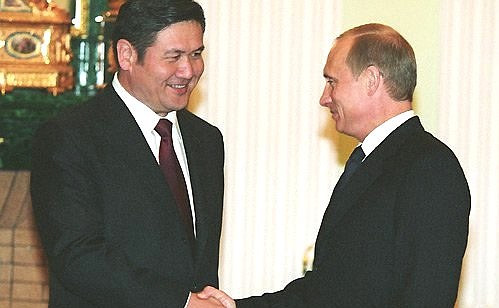 President Putin with Mongolian Prime Minister Nambaryn Enkhbayar.