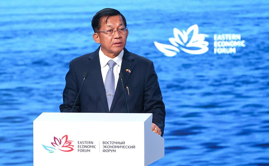 Chairman of the State Administration Council, Prime Minister of the Caretaker Government, Commander-in-Chief of the Armed Forces of the Republic of the Union of Myanmar Min Aung Hlaing at the Eastern Economic Forum plenary session.