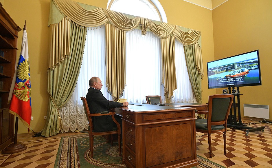 Vladimir Putin, launched via videoconference the loading of the first batch of LNG onto the tanker Coral Anthelia at the new Cryogas-Vysotsk LNG plant in Vysotsk, Leningrad Region.