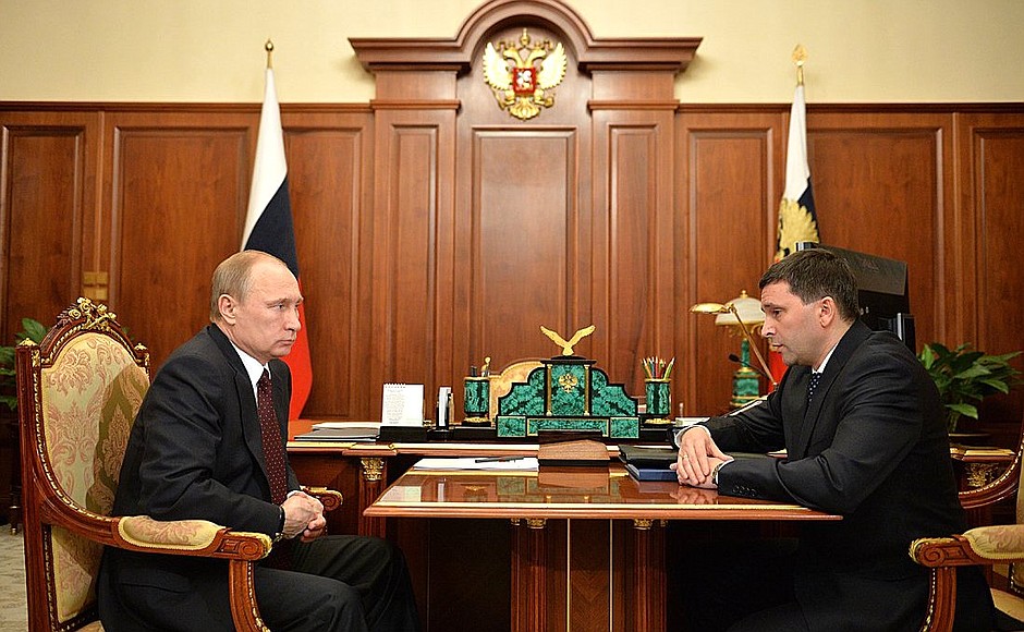 With Yamalo-Nenets Autonomous Area Governor Dmitry Kobylkin.