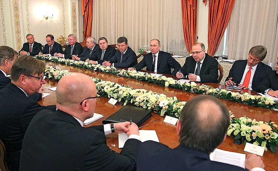 Встреча с представителями деловых кругов России и Финляндии.