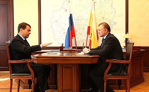 С губернатором Рязанской области Олегом Ковалёвым.