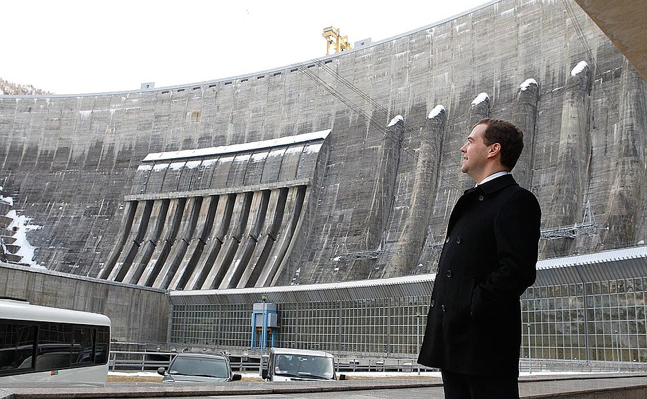 Visiting the Sayano-Shushenskaya Hydroelectric Station.